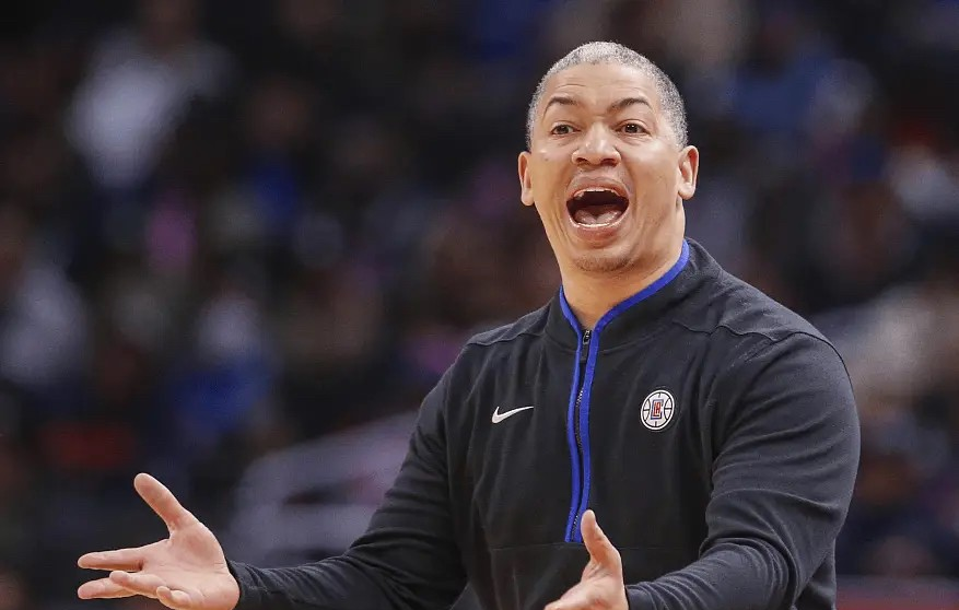 德国杯国际比赛日走向成谜，里昂内部沟通，球迷炸锅，心理建设被强调的简单介绍